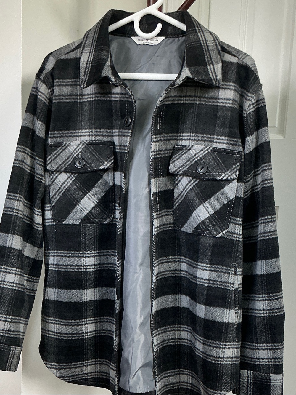 Alpine Design Black & Gray Plaid Lightweight Jacket